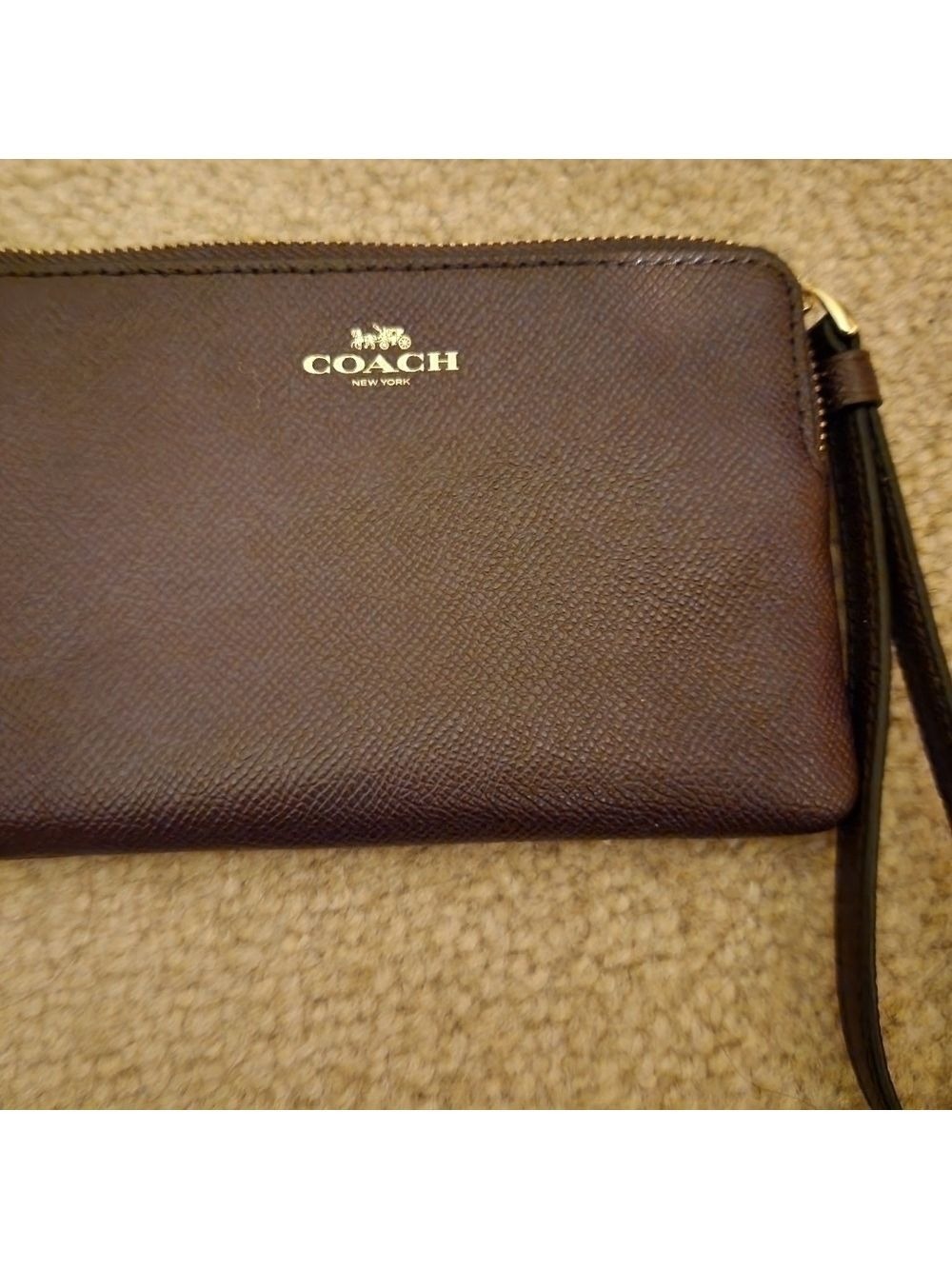 NEW Coach Wristlet - OXBLOOD